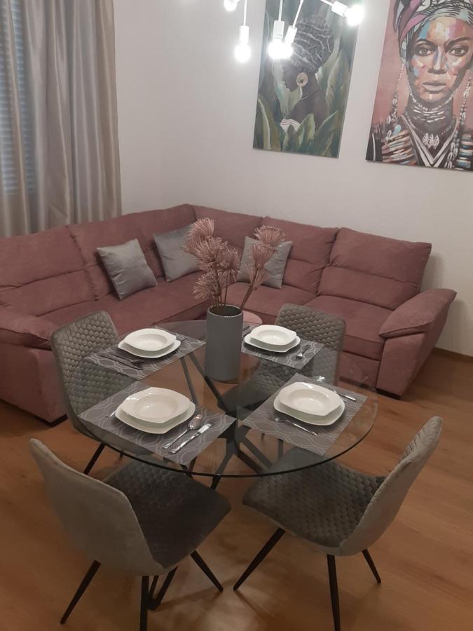 דירות רייקה Apartman Vale מראה חיצוני תמונה